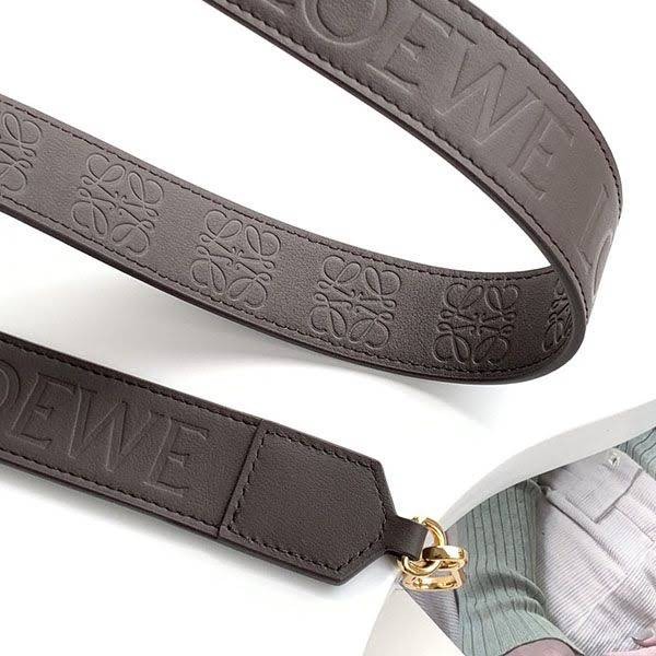 ★日本!!人気！ロエベ アナグラム ストラップ low79418